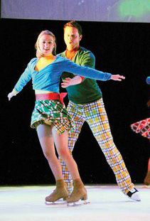 Dollywood Christmas On Ice